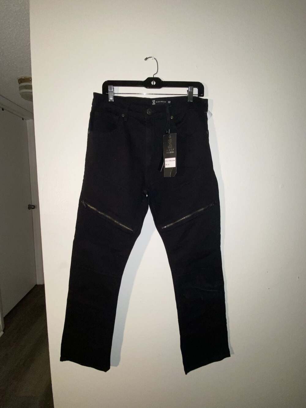 Black Premium Moto Style Zippered Denim Jeans